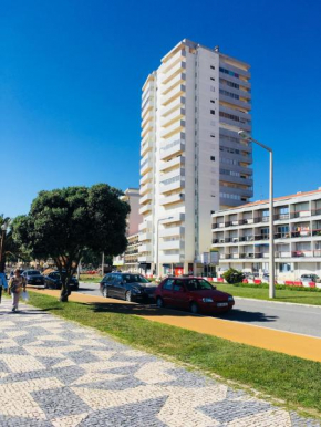 Sabor a Verão, T1 em frente à praia com TV